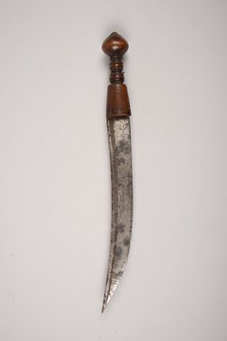 Messer mit Scheide