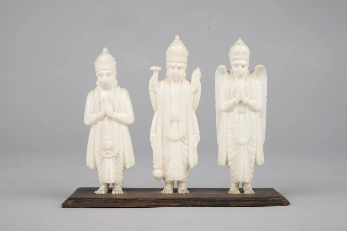Hanuman, Vishnu, Garuda