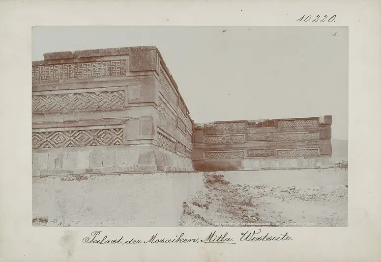 Palast der Mosaike; Mitla, W-Seite