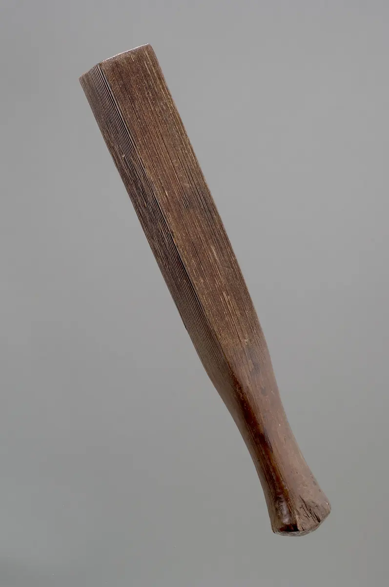 Baststoff-Klopfer