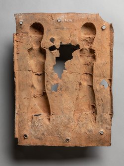 Reliefplatte: Zwei Schachtelträger