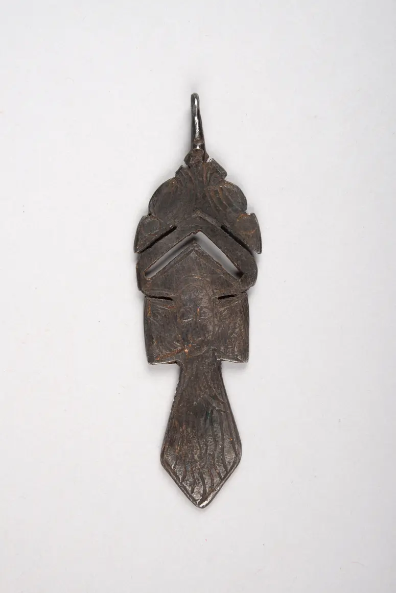 Kreuzanhänger