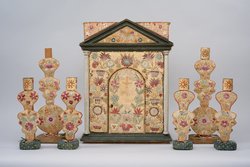 Altar set with tabernacle