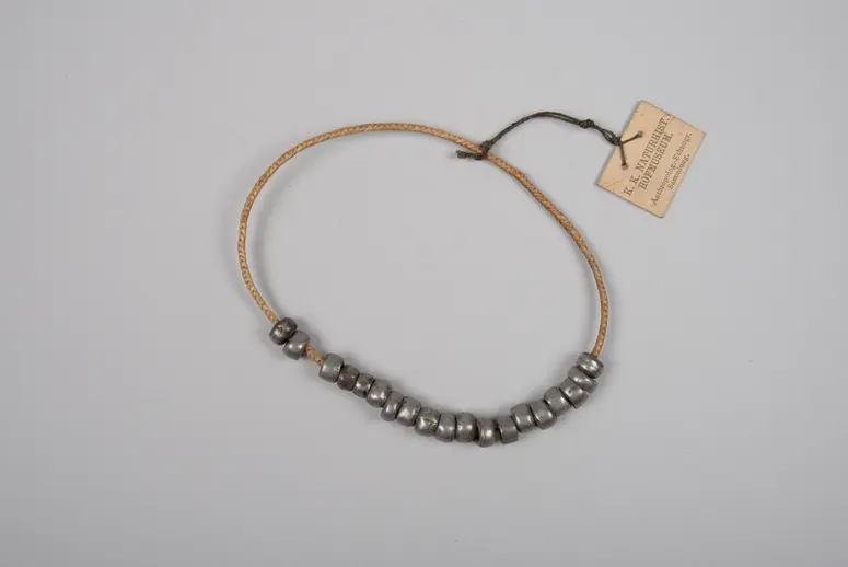 Beinschmuck