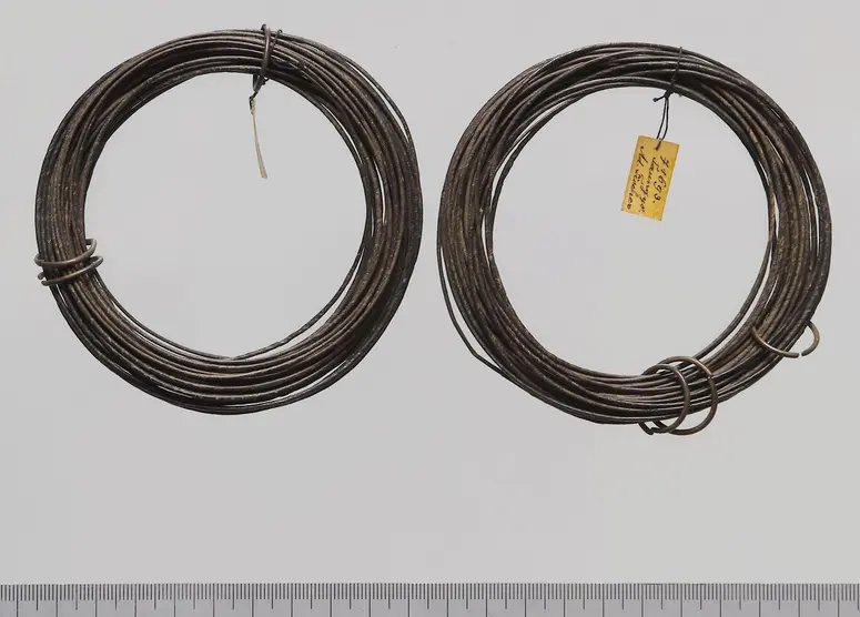 Beinschmuck