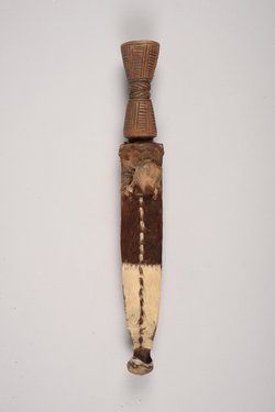 Messer mit Scheide