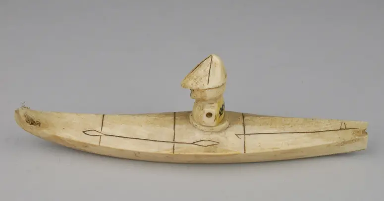 Kajakmodell mit Paddler