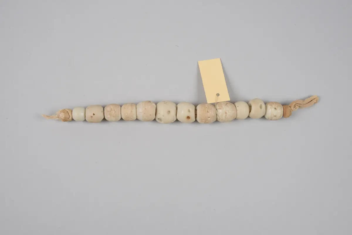 Currency: Glass beads