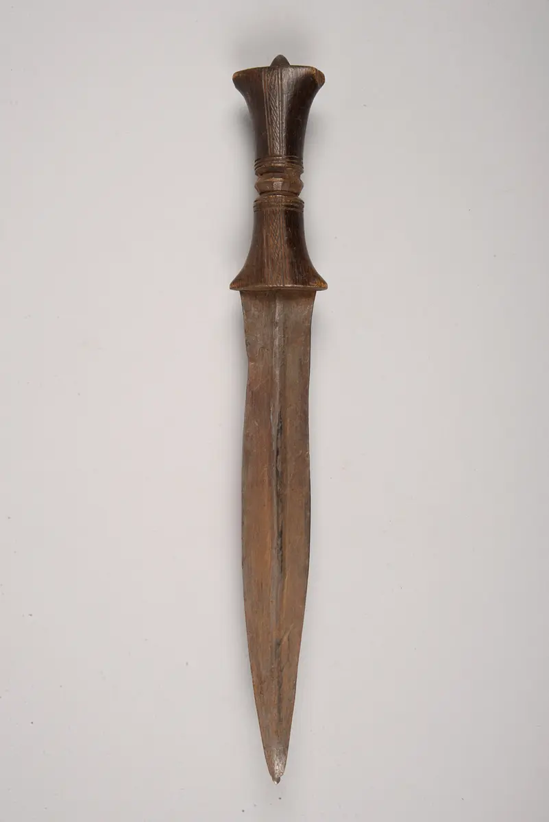 Messer mit Scheide