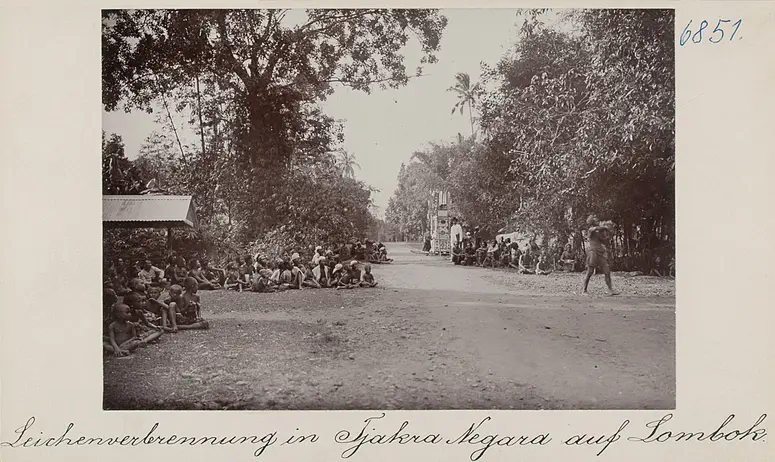 Leichenverbrennung in Tjakra Negara auf Lombok