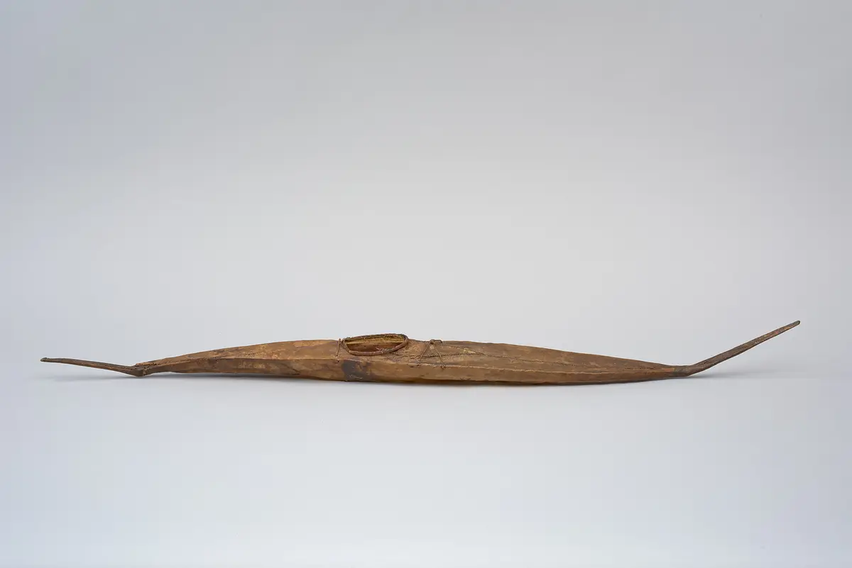 Model kayak