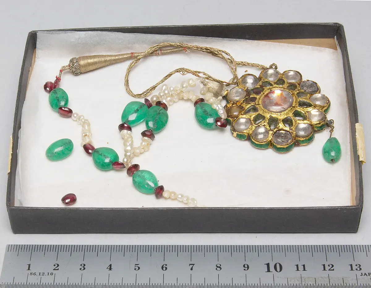 Collier