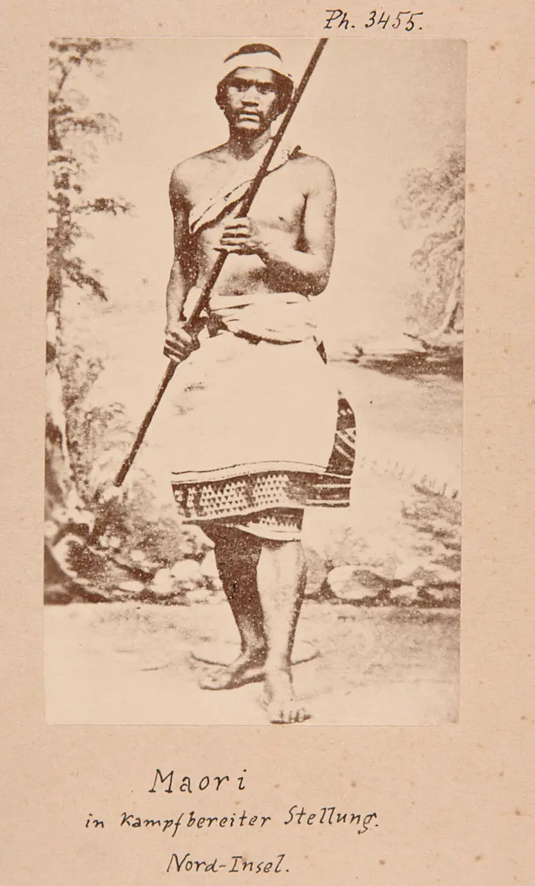 Maori, mit einer Kaitaka bekleidet, Thames, Nordinsel