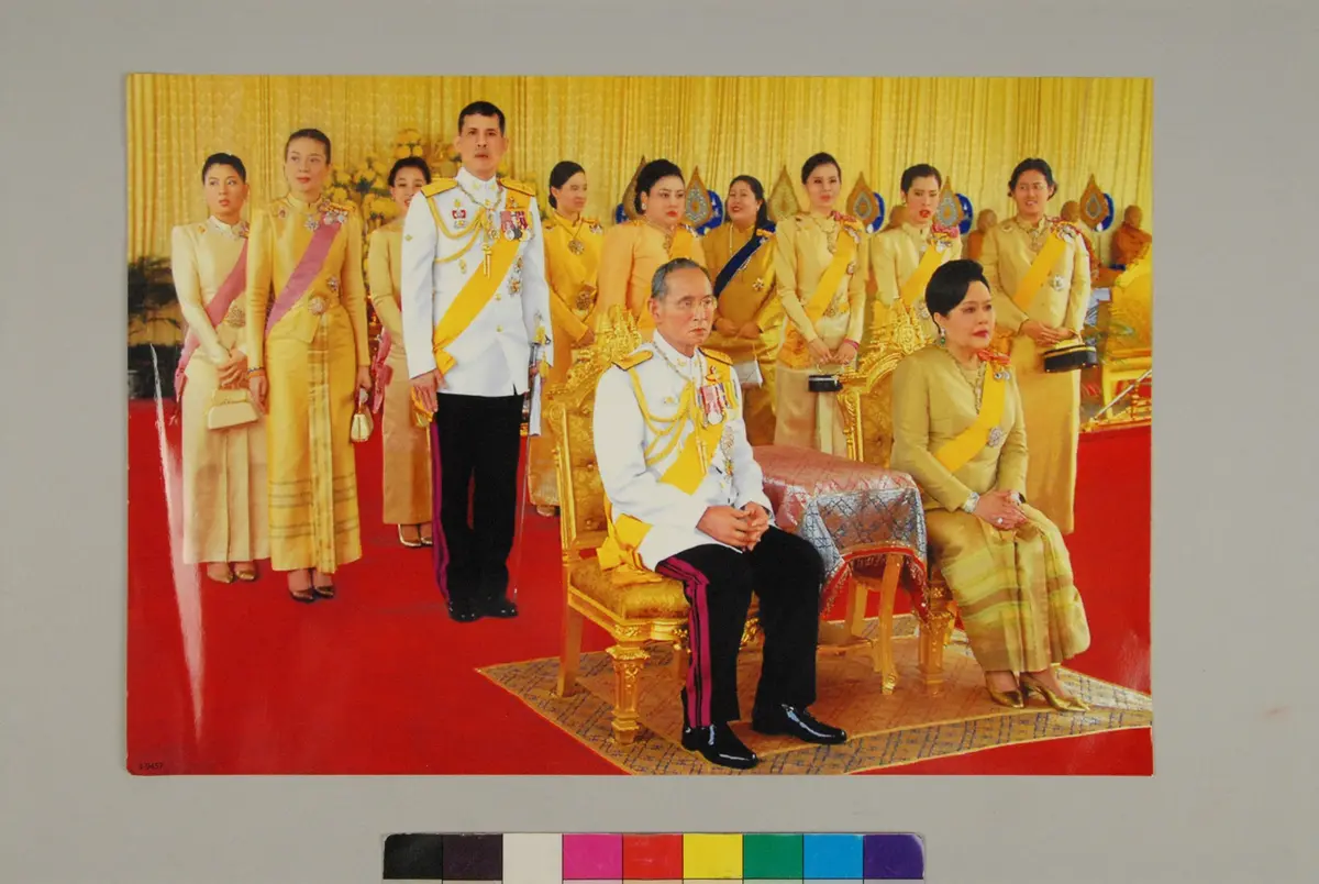 Poster, Rama IX und Familie