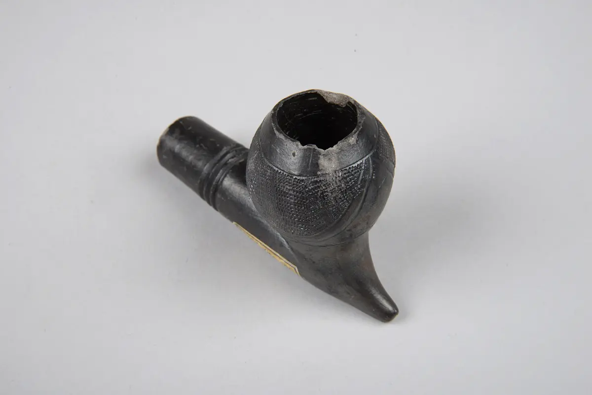 Tobacco Pipe Head