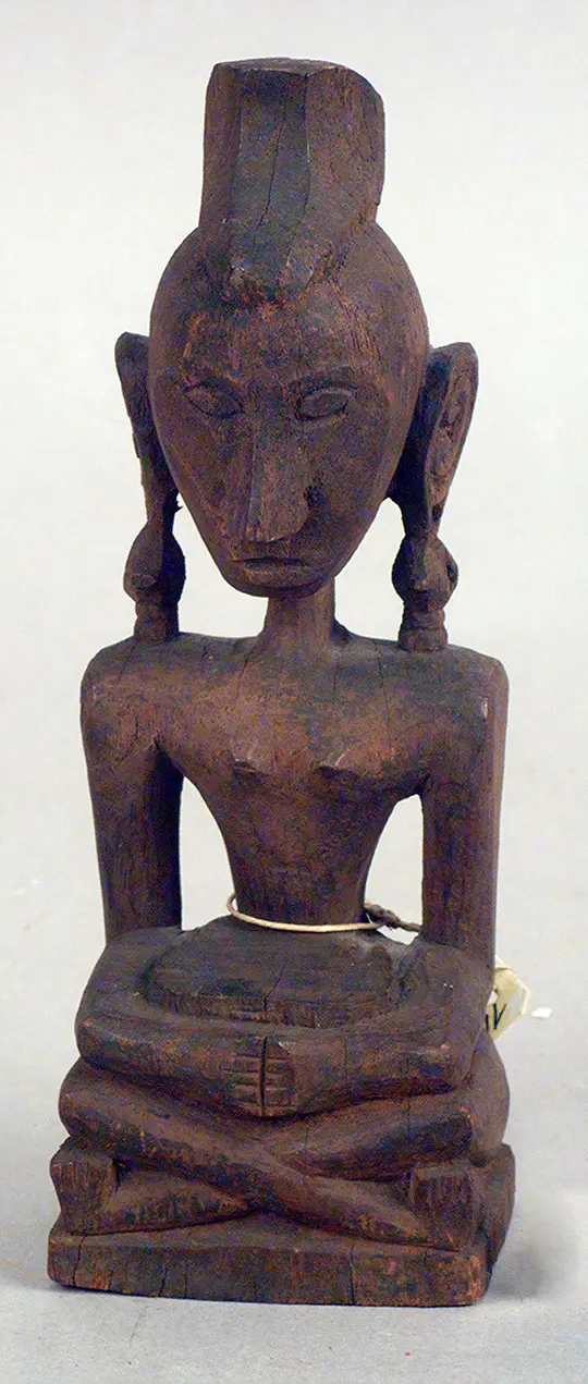 Weibliche Ahnenfigur