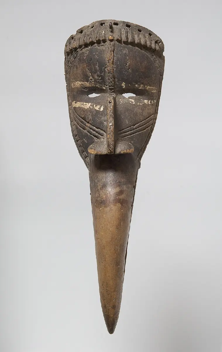 Hornrabenmaske