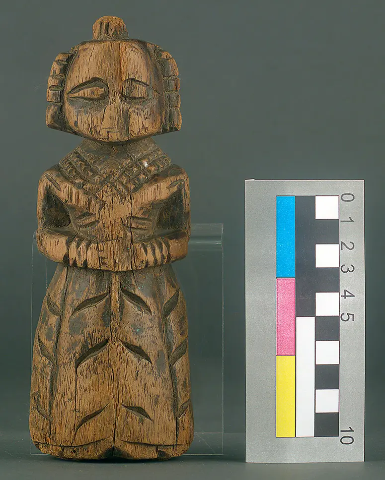 Holzfigur