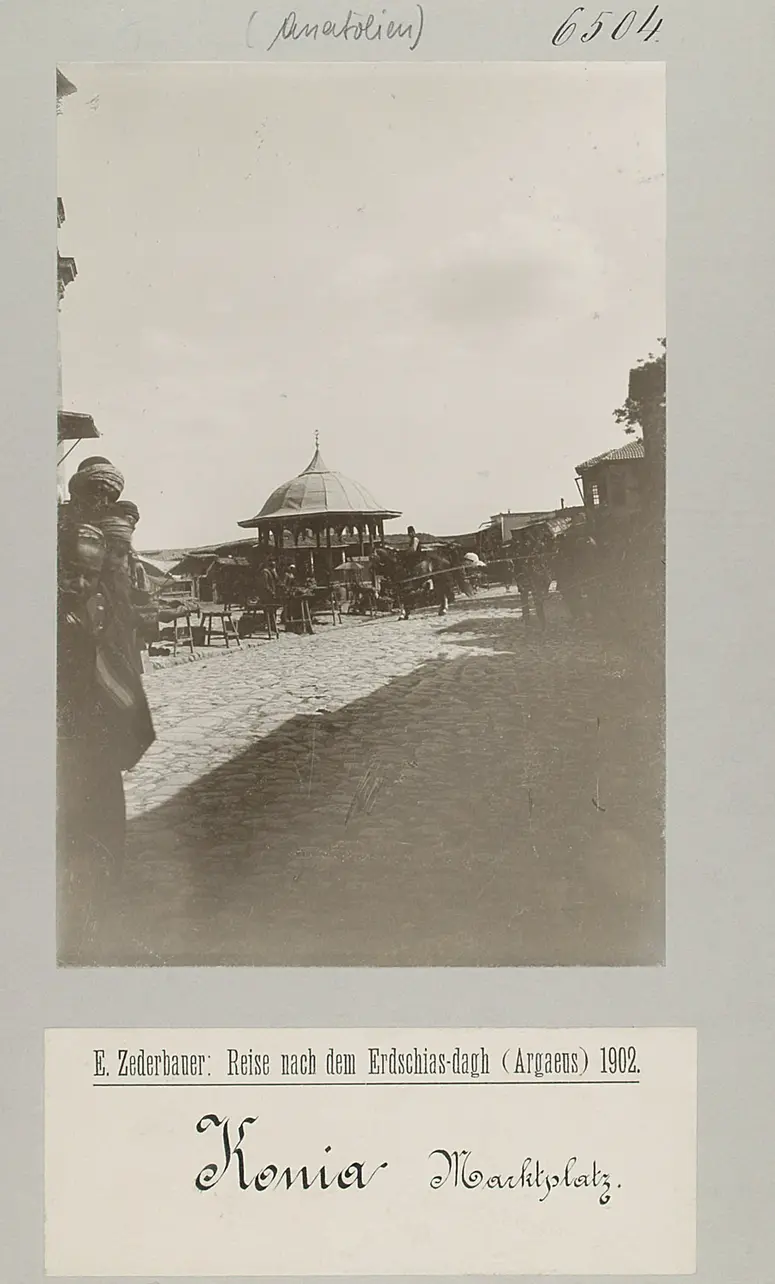 E. Zederbauer: Reise nach dem Erdschias-dagh (Argaeus) 1902. Konia Marktplatz