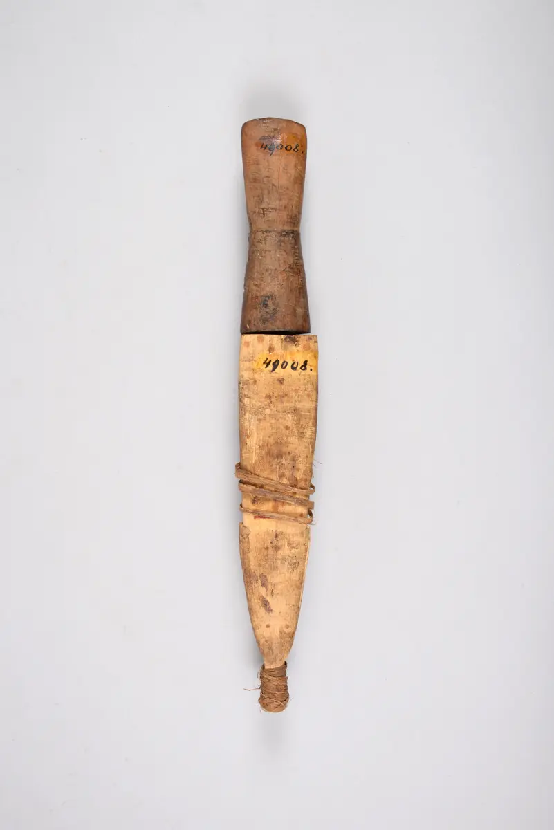 Messer mit Scheide