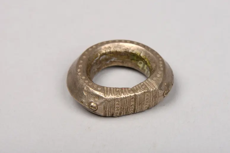 Fingerring