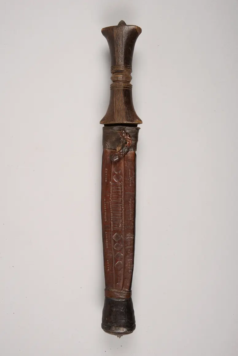 Messer mit Scheide