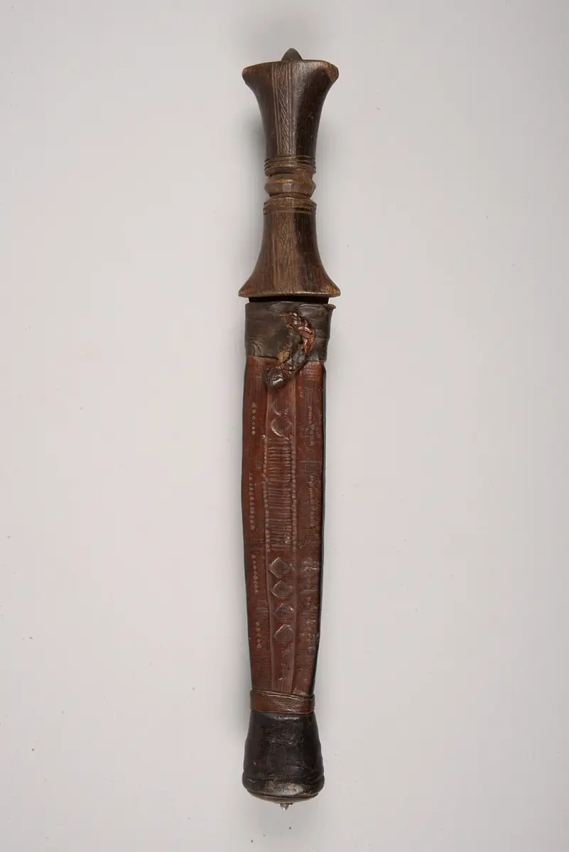 Messer mit Scheide