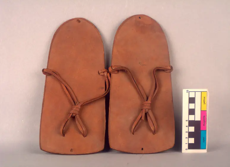 Sandalen mit Ledersohle