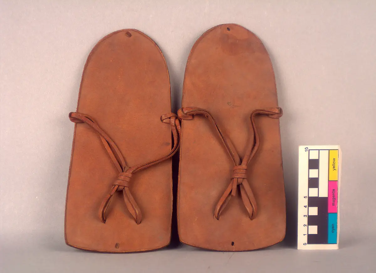 Sandalen mit Ledersohle