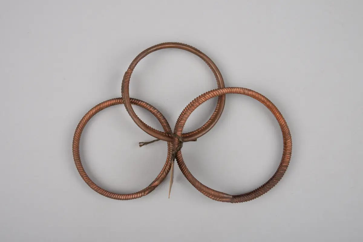 Drei Armbänder (56.533 bis 56.535)