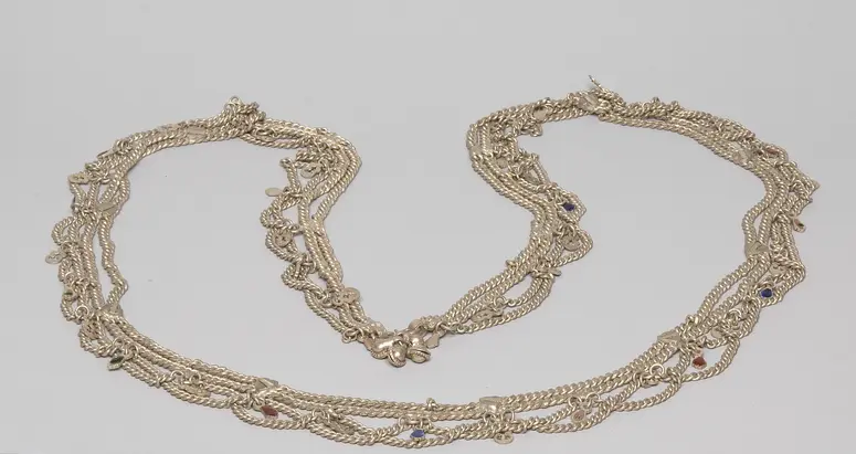 Hüftschmuck