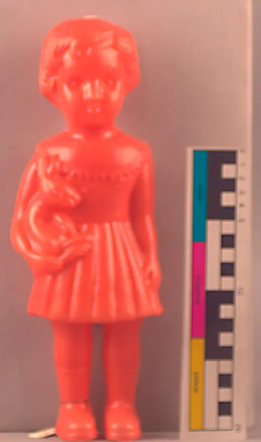 Plastikpuppe