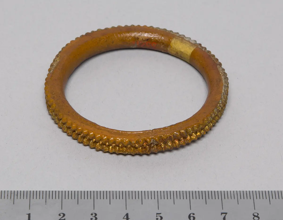 Armschmuck