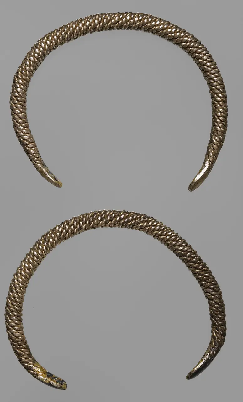Armschmuck