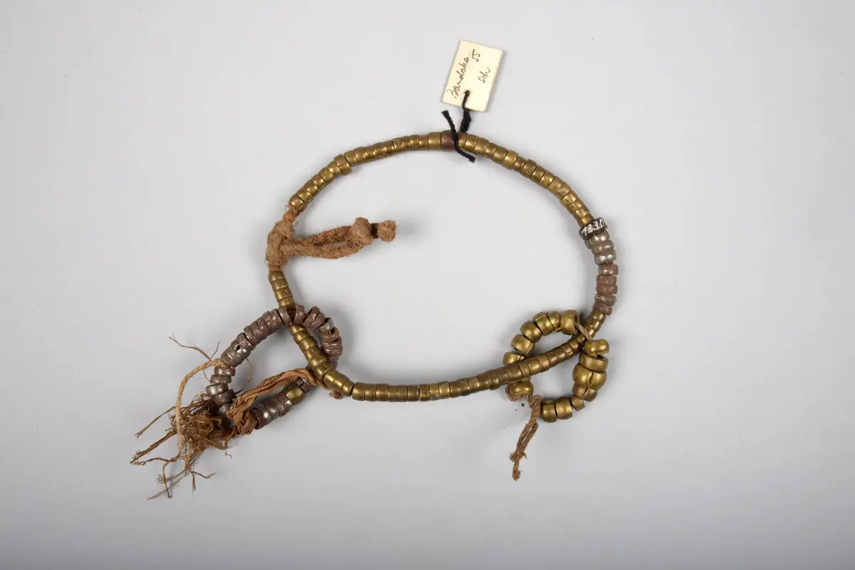 Beinschmuck