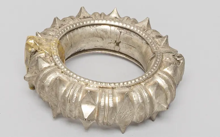 Armschmuck