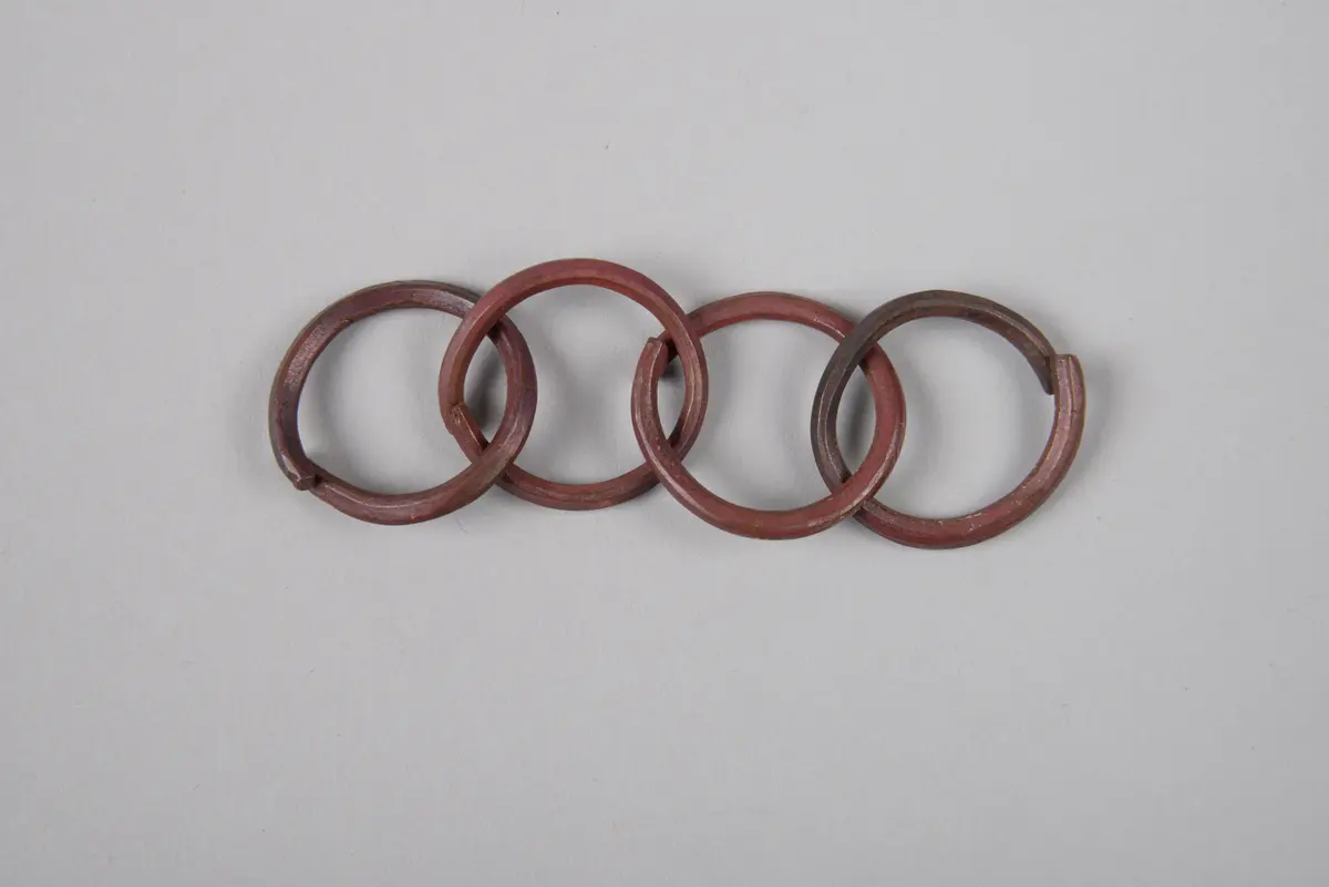 Eisenringe (Amulett)