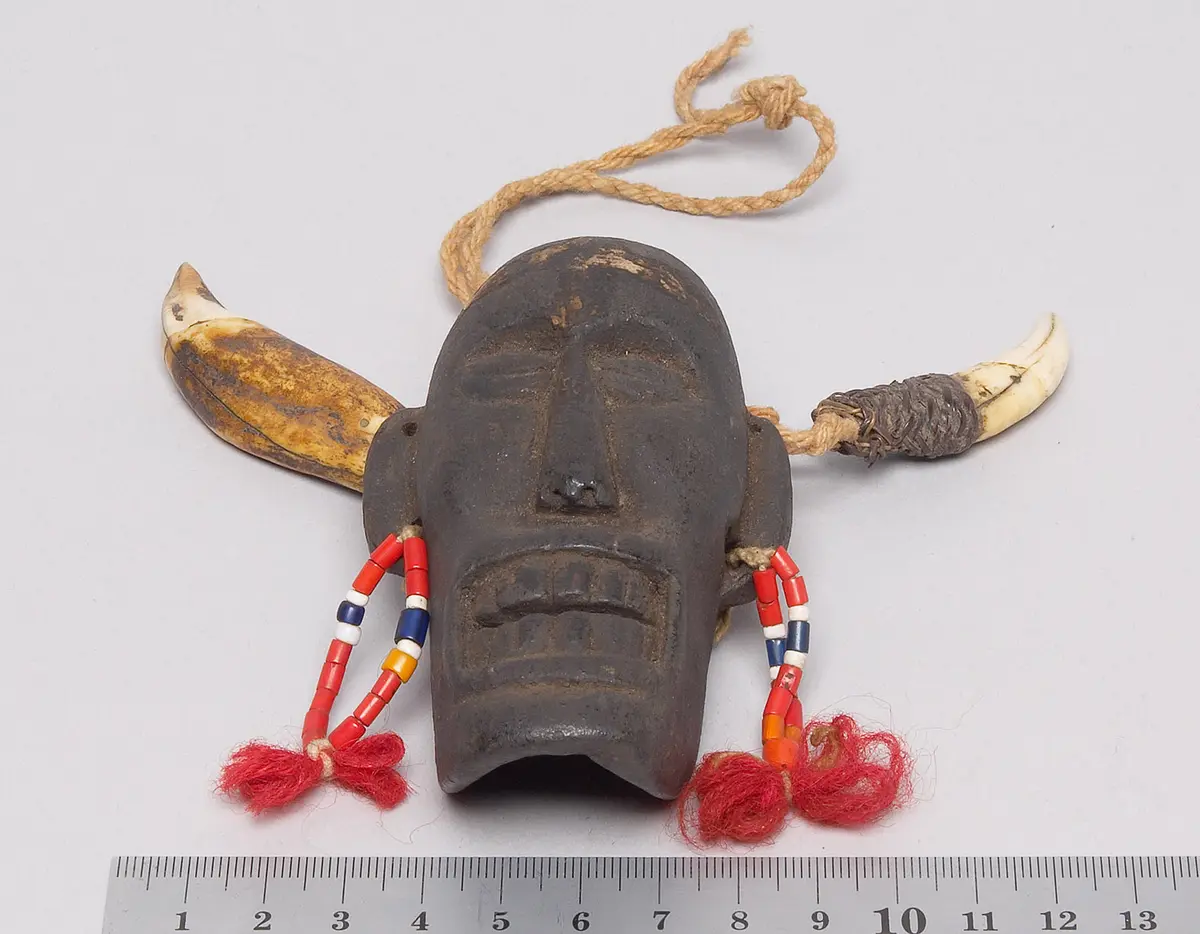 Brustschmuck