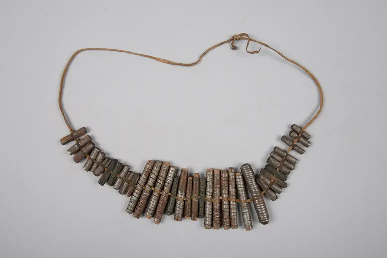Halsband