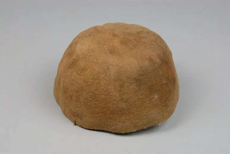 Kopfbedeckung