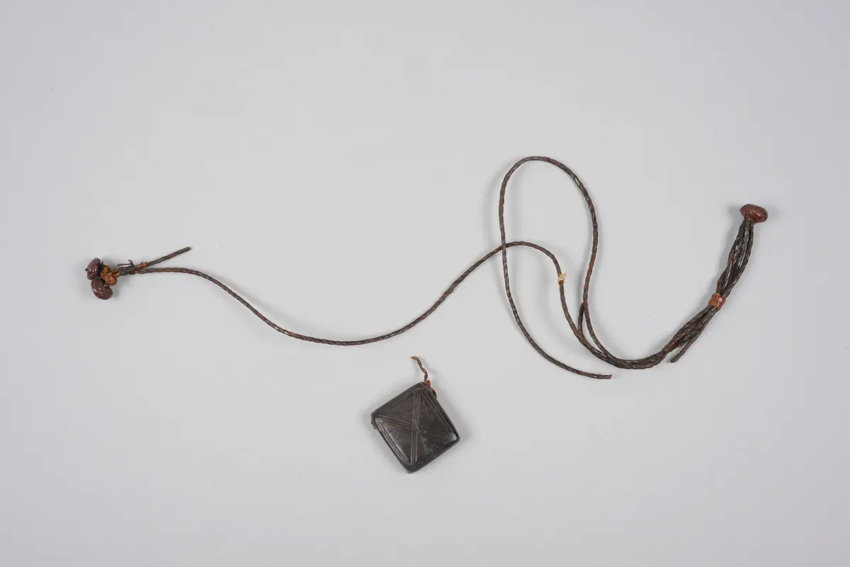 Halskette (Amulett)
