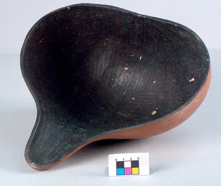 Drinking bowl