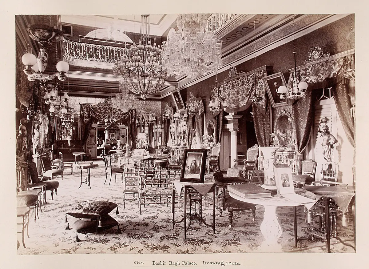 Hyderabad: Baschir Bagh Palast, Salon