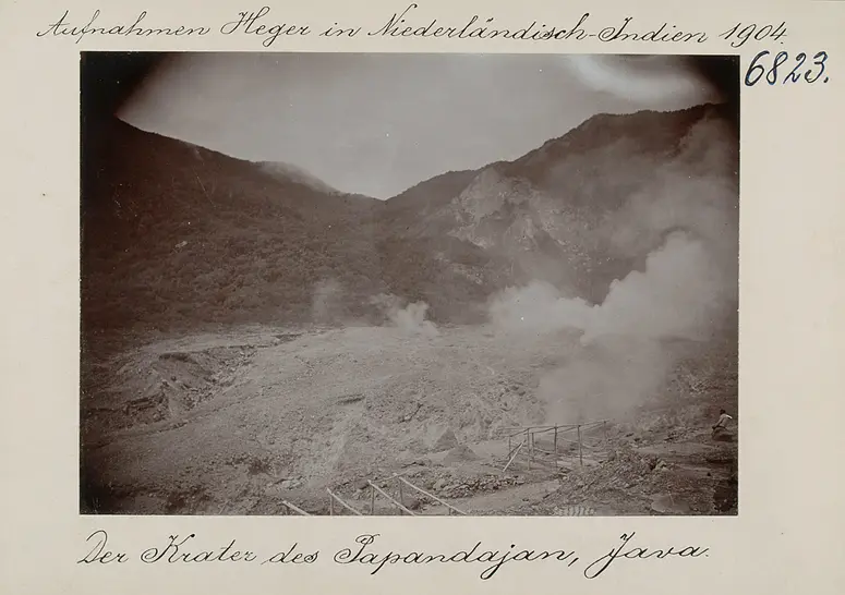 Der Krater des Papandajan, Java