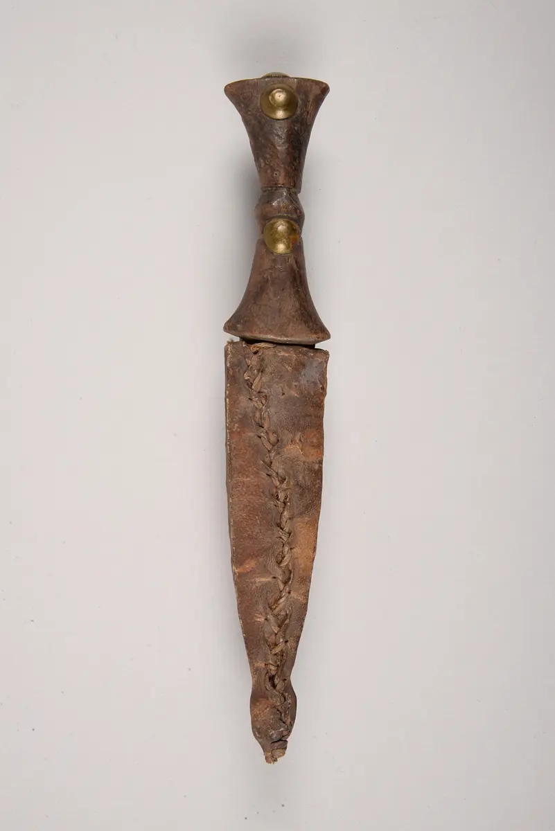 Messer mit Scheide