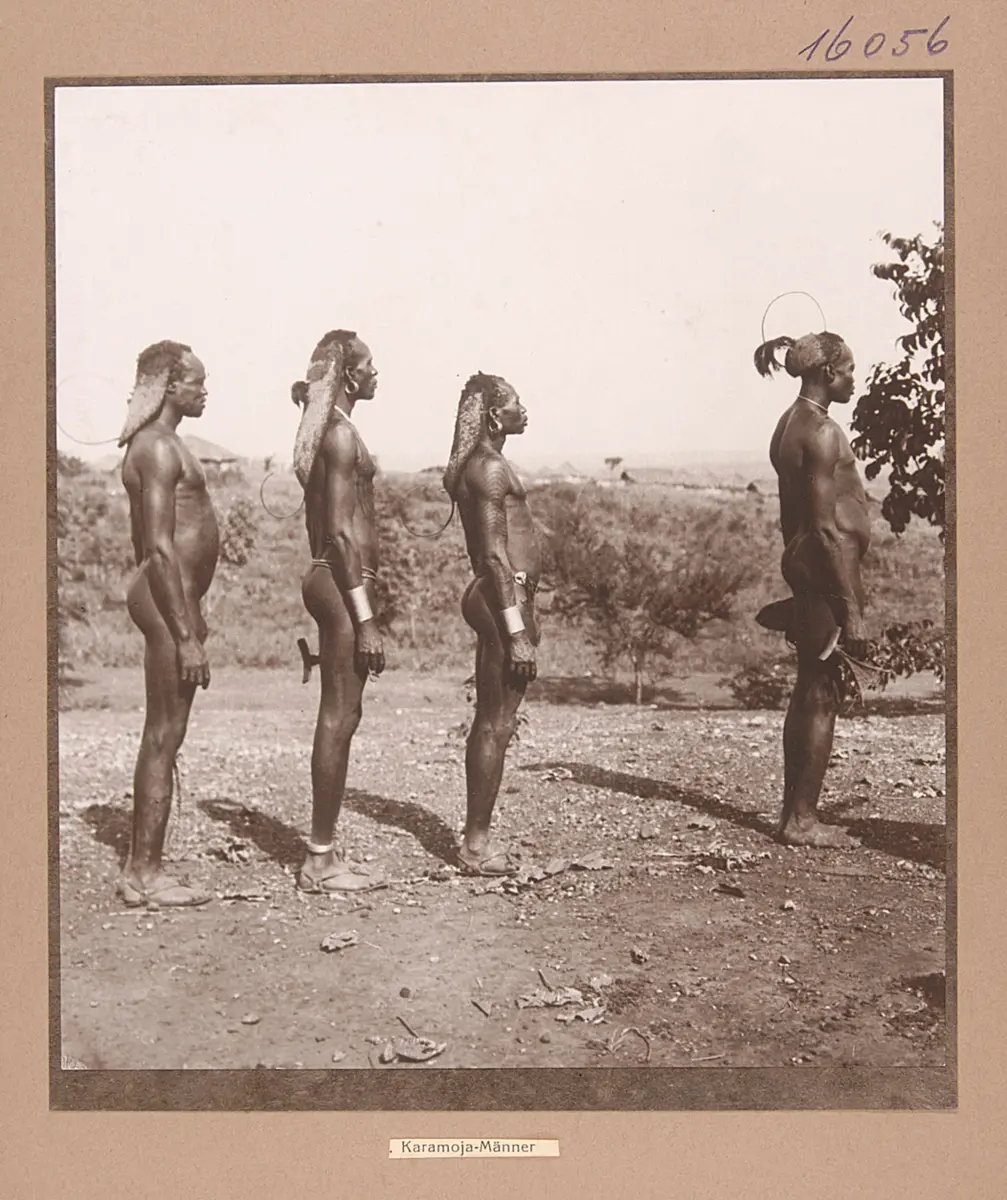 Karamoja-Männer