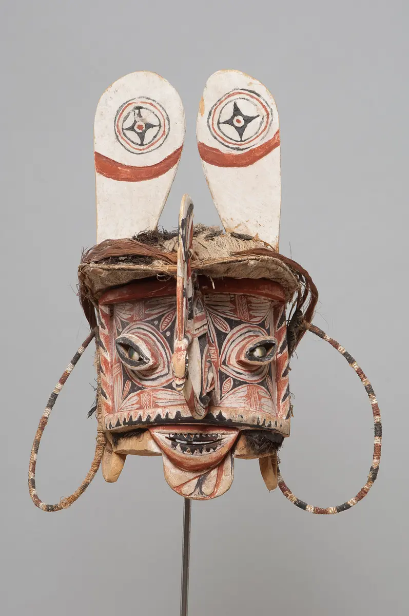 Malangan dancing mask