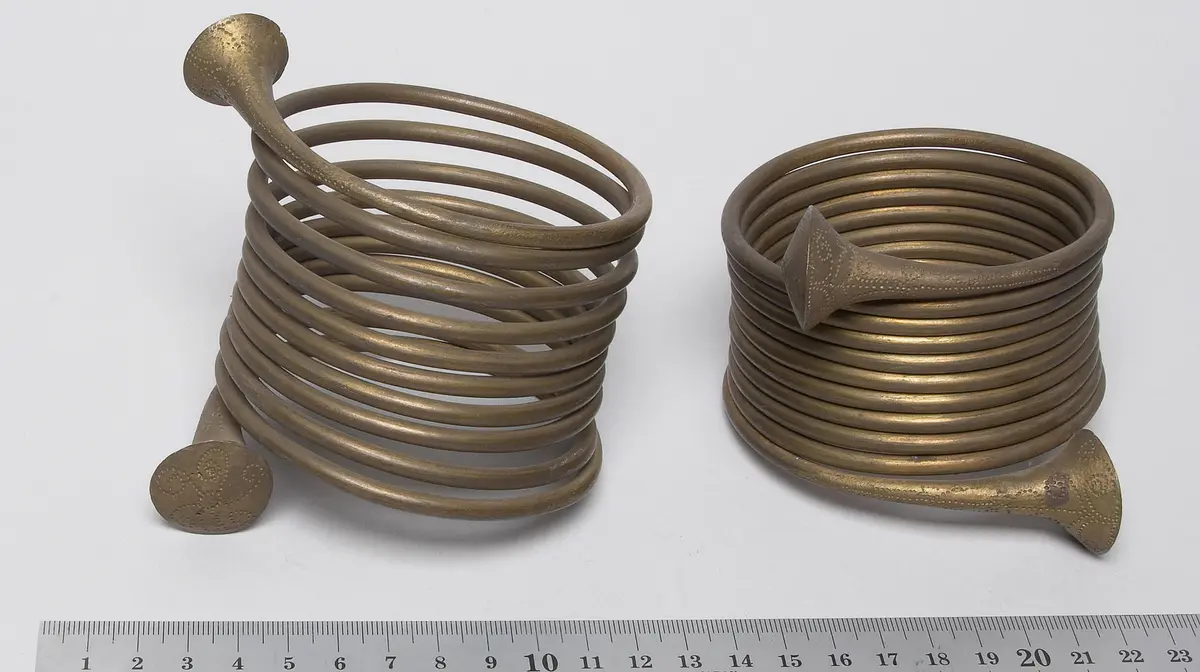 Armschmuck