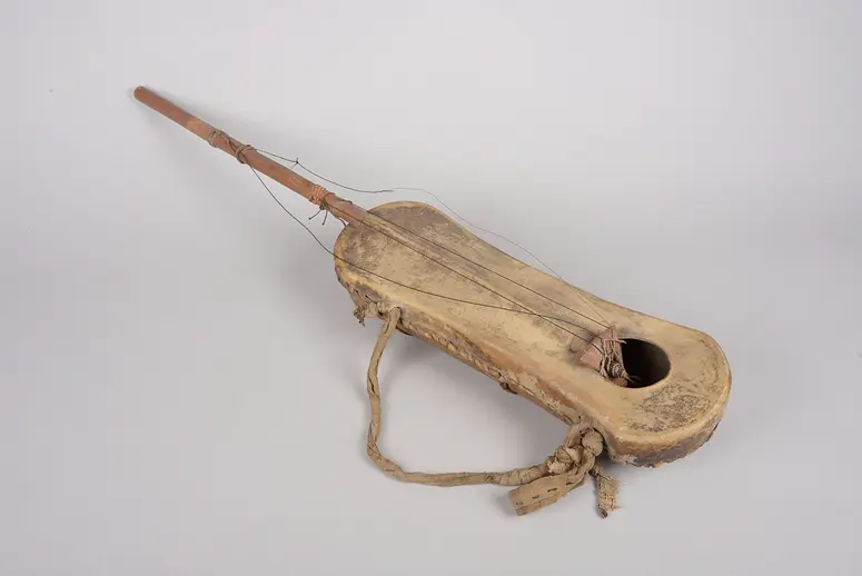 Saiteninstrument, Calamon