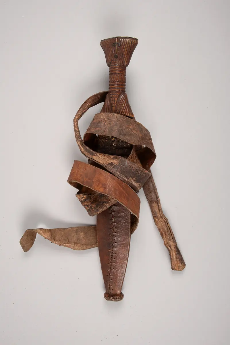 Messer mit Scheide